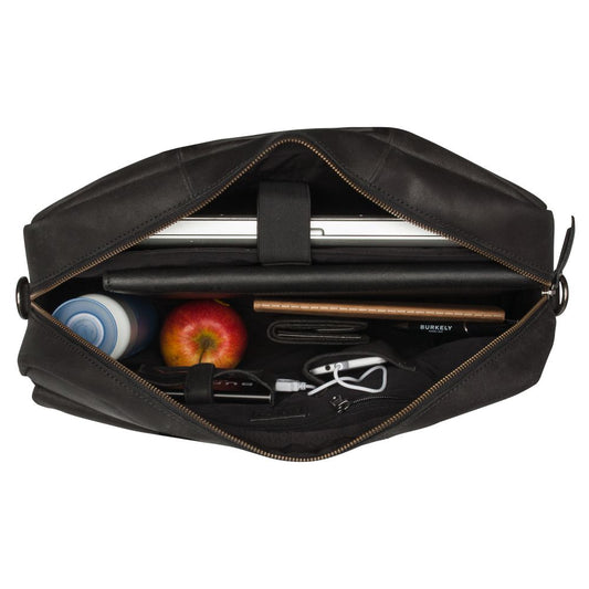 EOL Burkely Leren draagtas met powerbank voor MacBook Pro 15/16-inch - On The Move - Zwart