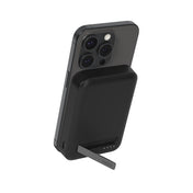 Belkin BoostCharge | Magnetische draadloze 8.000mAh-powerbank met Qi2 + standaard - Zwart