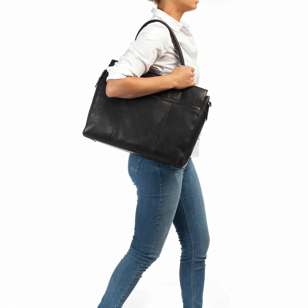 Burkely Leren draagtas voor MacBook 15/16-inch - Antique Avery - Zwart