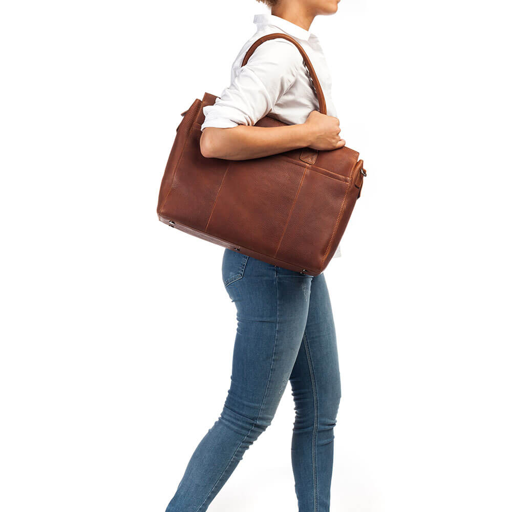 Burkely Leren draagtas voor MacBook 15/16-inch - Antique Avery - Cognac