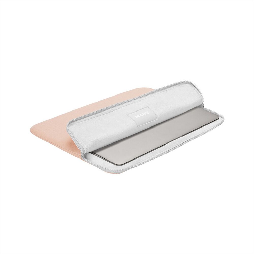 EOL Incase Slim Sleeve pour MacBook 13 pouces - Blush Pink