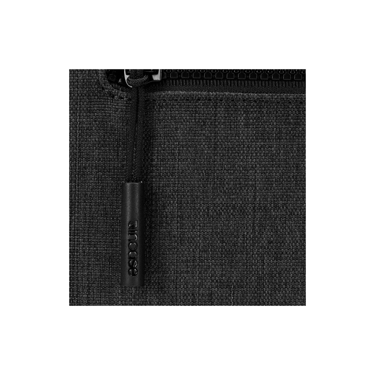 EOL Incase Compact Sleeve Woolenex pour MacBook Pro 16 pouces - Graphite