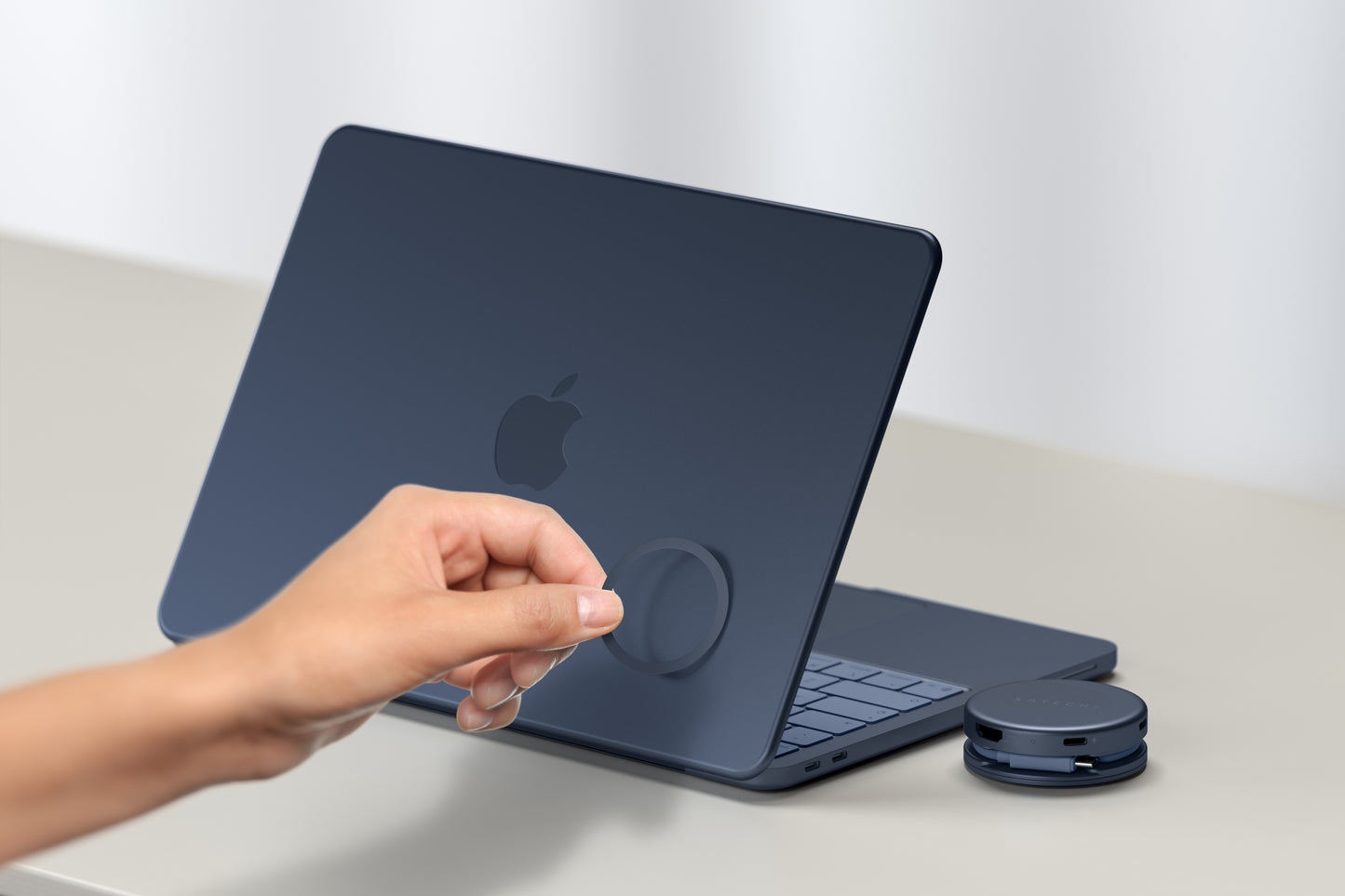 Satechi OntheGo 5-in-1 Multiport Adapter - Indigo