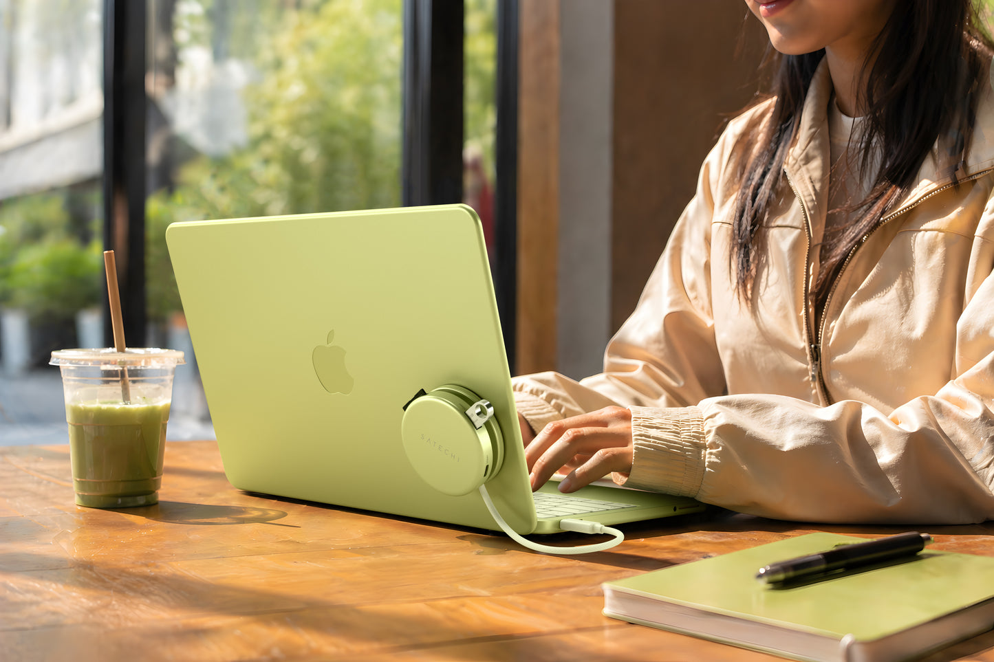 Satechi OntheGo 5-in-1 Multiport Adapter - Citrus