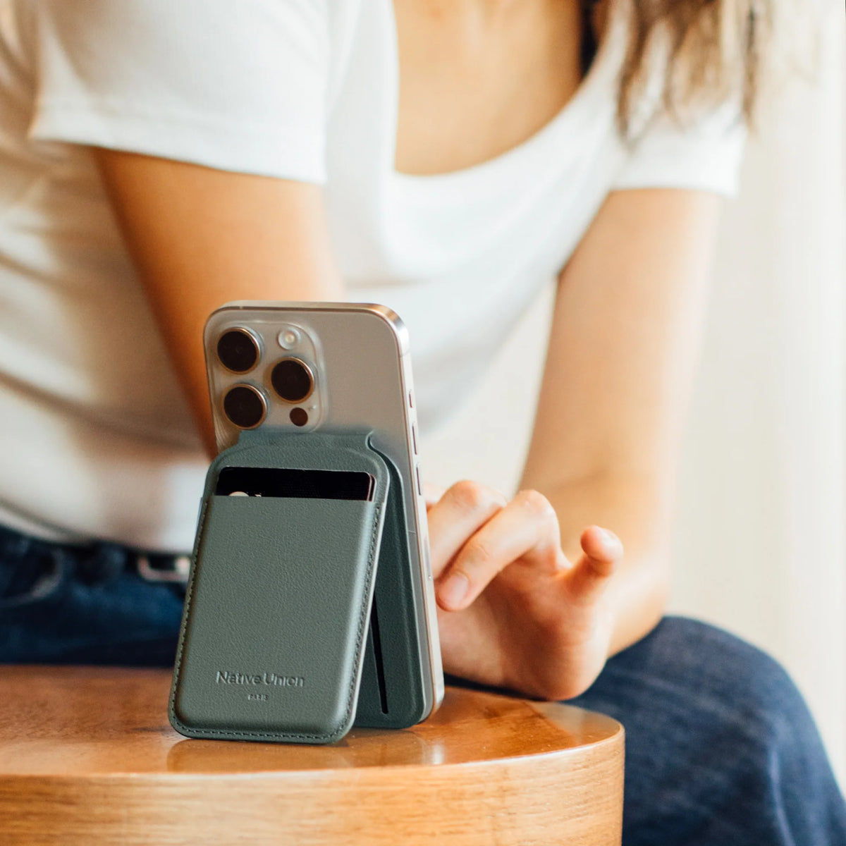 Native Union Active Wallet Stand - Vert ardoise