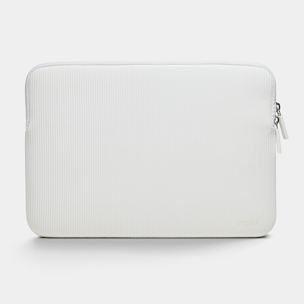 EOL Trunk Ribbed Velvet Sleeve voor MacBook 13-inch - Wit