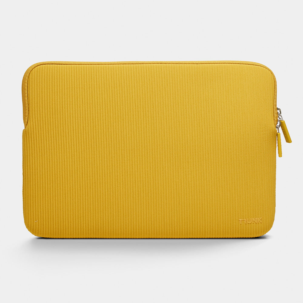 Trunk Ribbed Velvet Sleeve voor MacBook Pro 14-inch - Zonnebloem