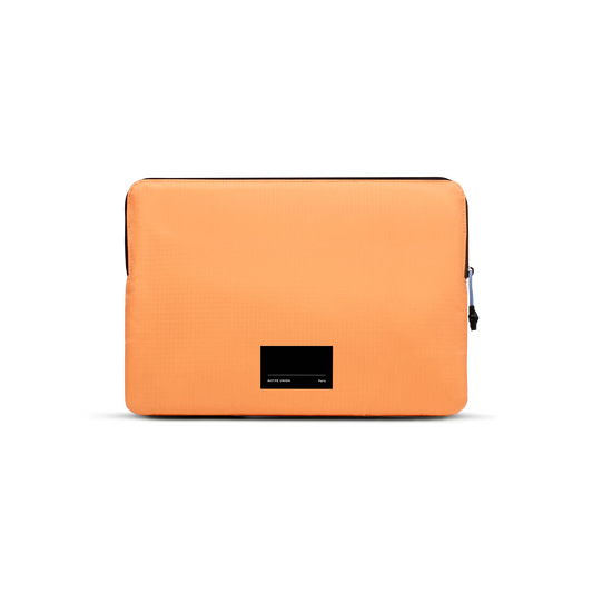 Native Union Ultralight sleeve voor MacBook 14-inch - Apricot