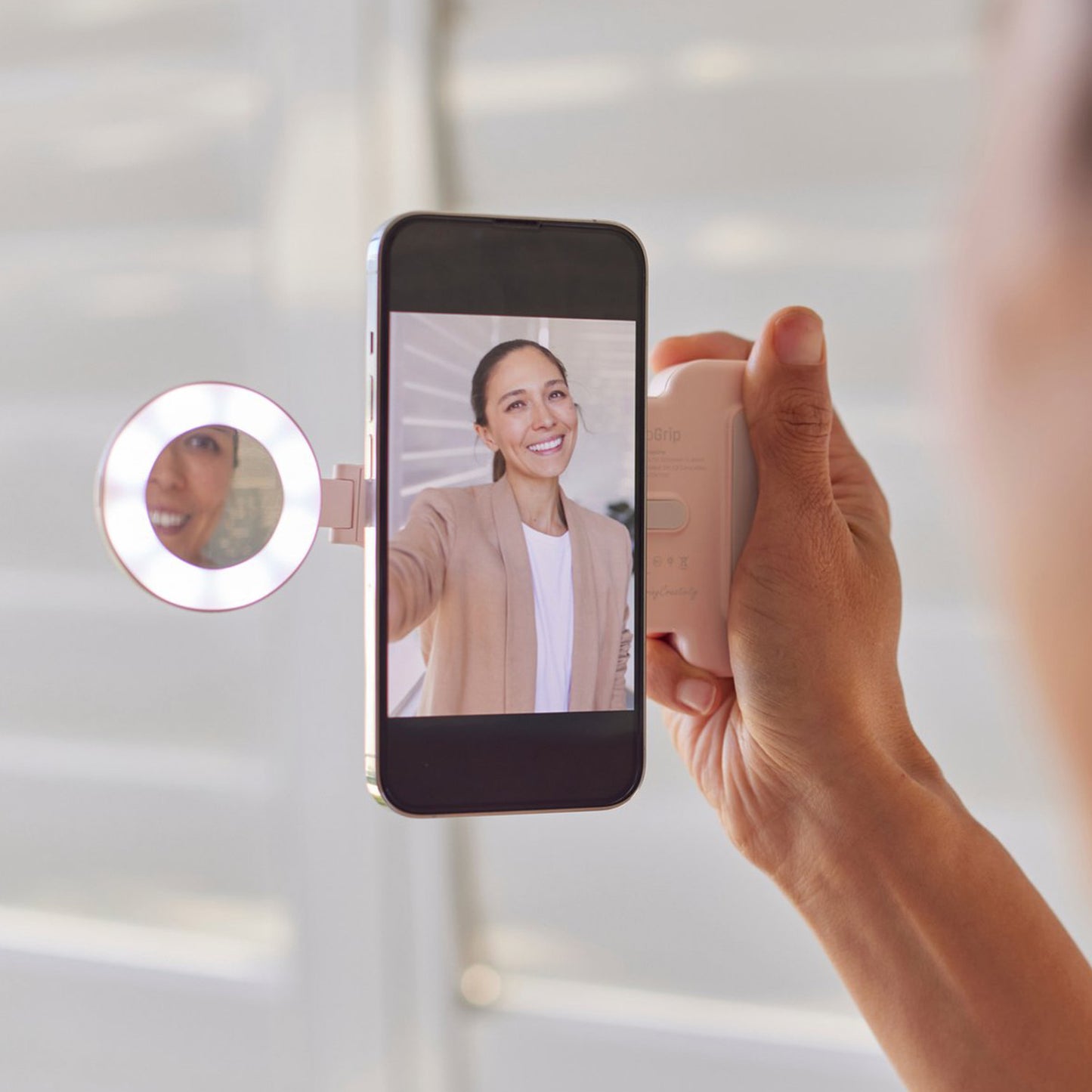 EOL ShiftCam SnapLight - Chalk Pink