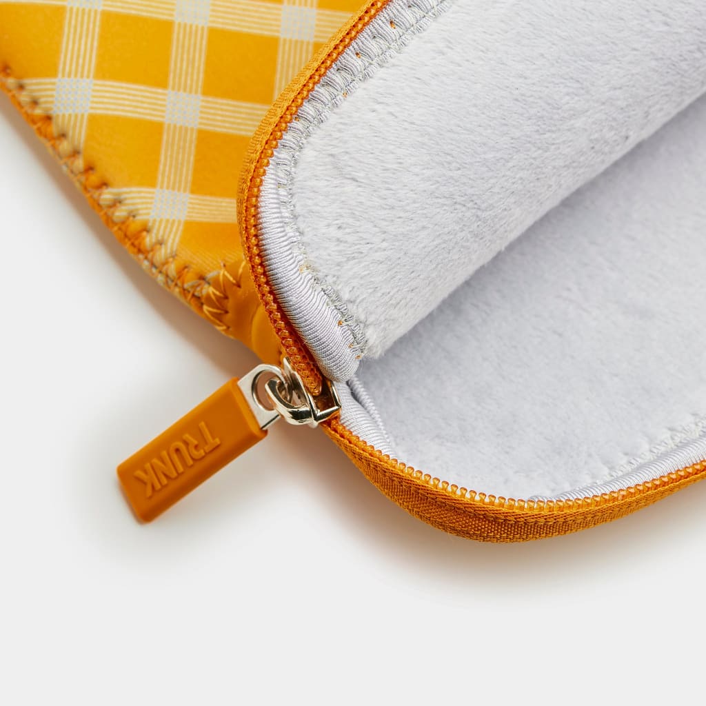 EOL Trunk Neopreen hoes voor MacBook 13-inch - Geel Tartan